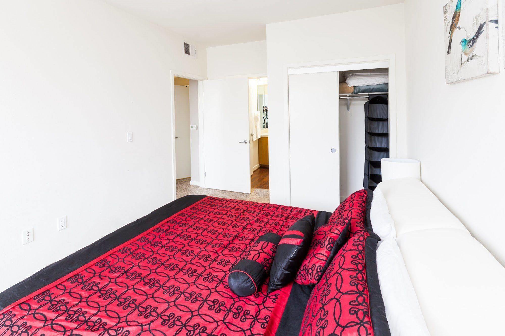 Heaven On Hollywood Furnished Apts - Vine ウェスト・ハリウッド エクステリア 写真